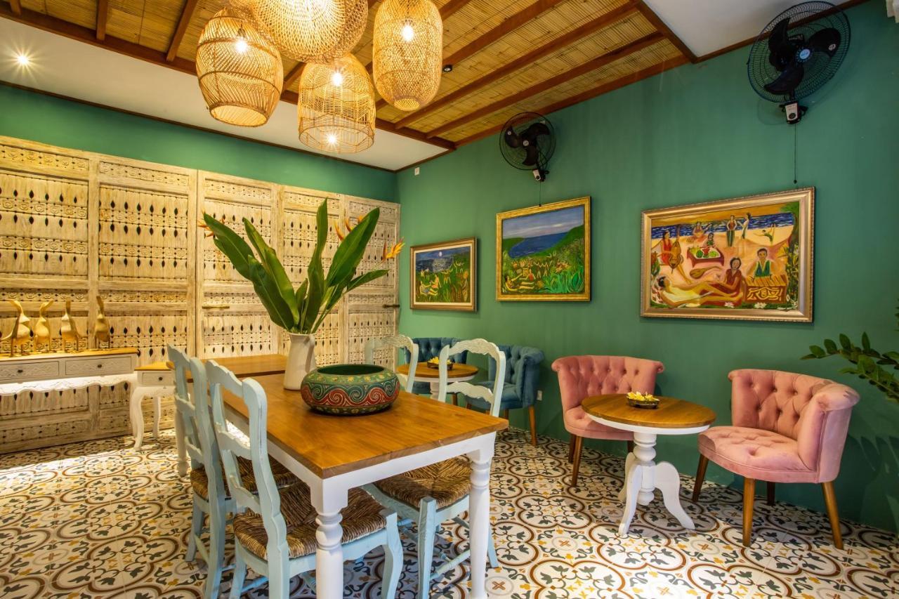 Bed and Breakfast Pinkprivate Sanur - For Cool Adults Only Екстер'єр фото