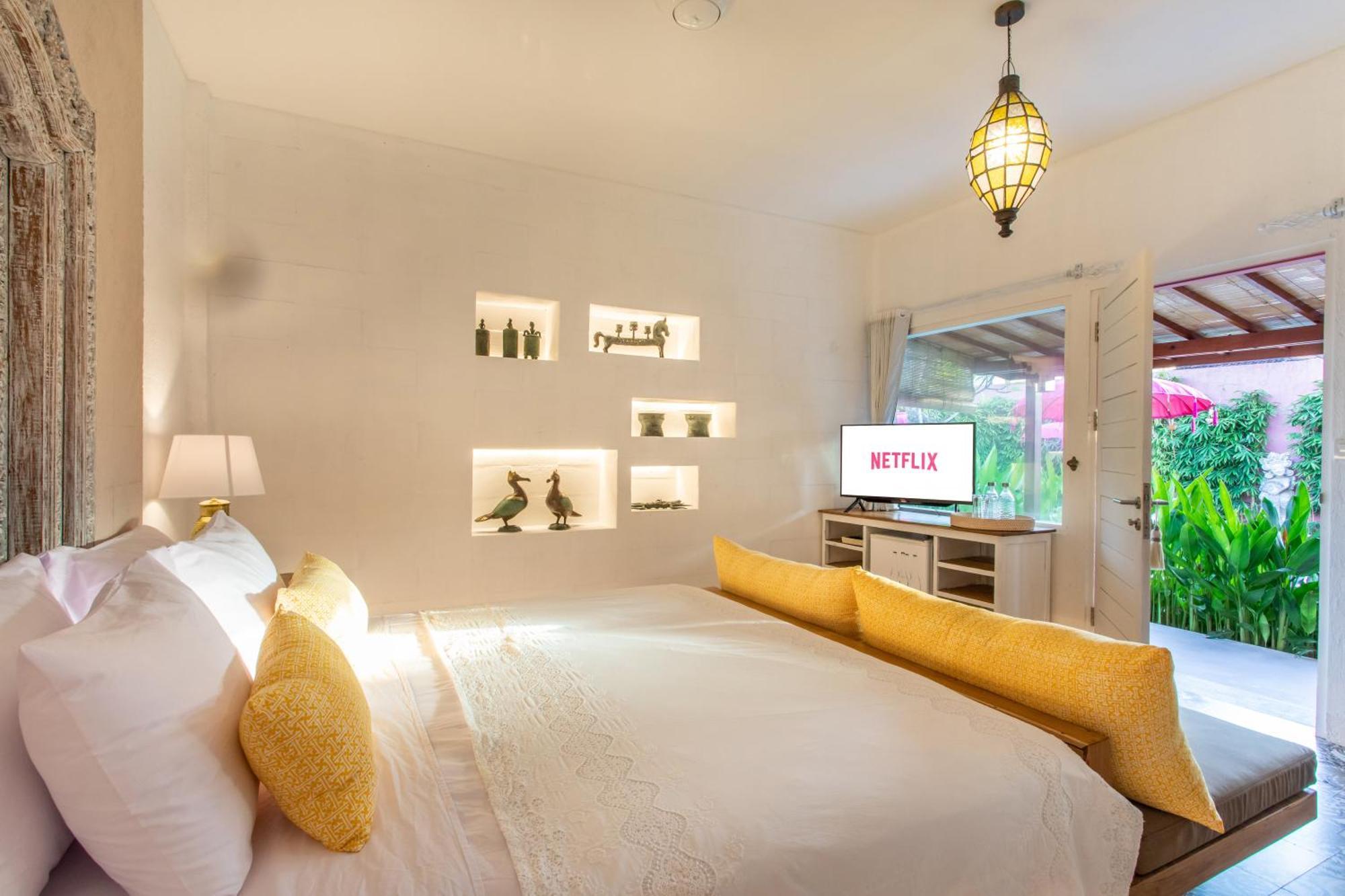 Bed and Breakfast Pinkprivate Sanur - For Cool Adults Only Екстер'єр фото